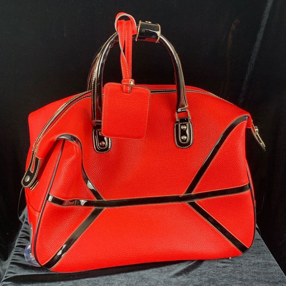New wTag Mellow World Large Vegan Duffle Bright Red Black Patent Leather Trim